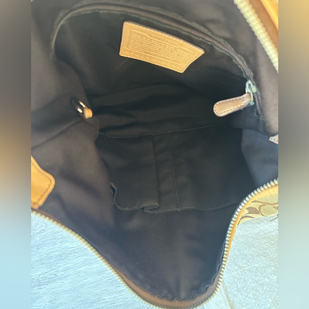 ππ¦ Coach Vintage Signature Brown and Tan Shoulder Bag - Picture 11 of 14